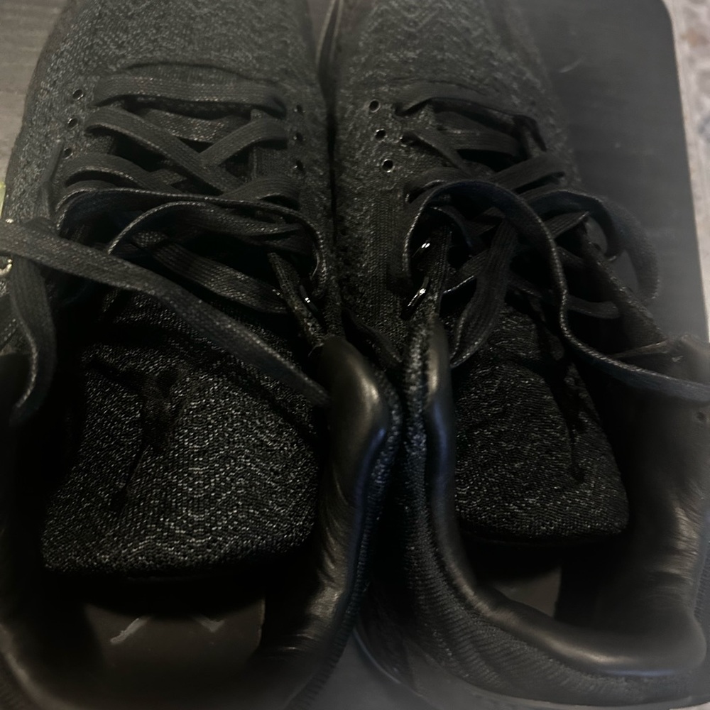 Jordan 3 Retro Flyknit - Picture 6 of 9